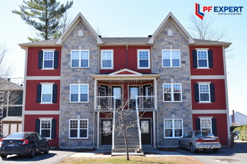 Hung Windows, White PVC, 5/8 Georgian Grids